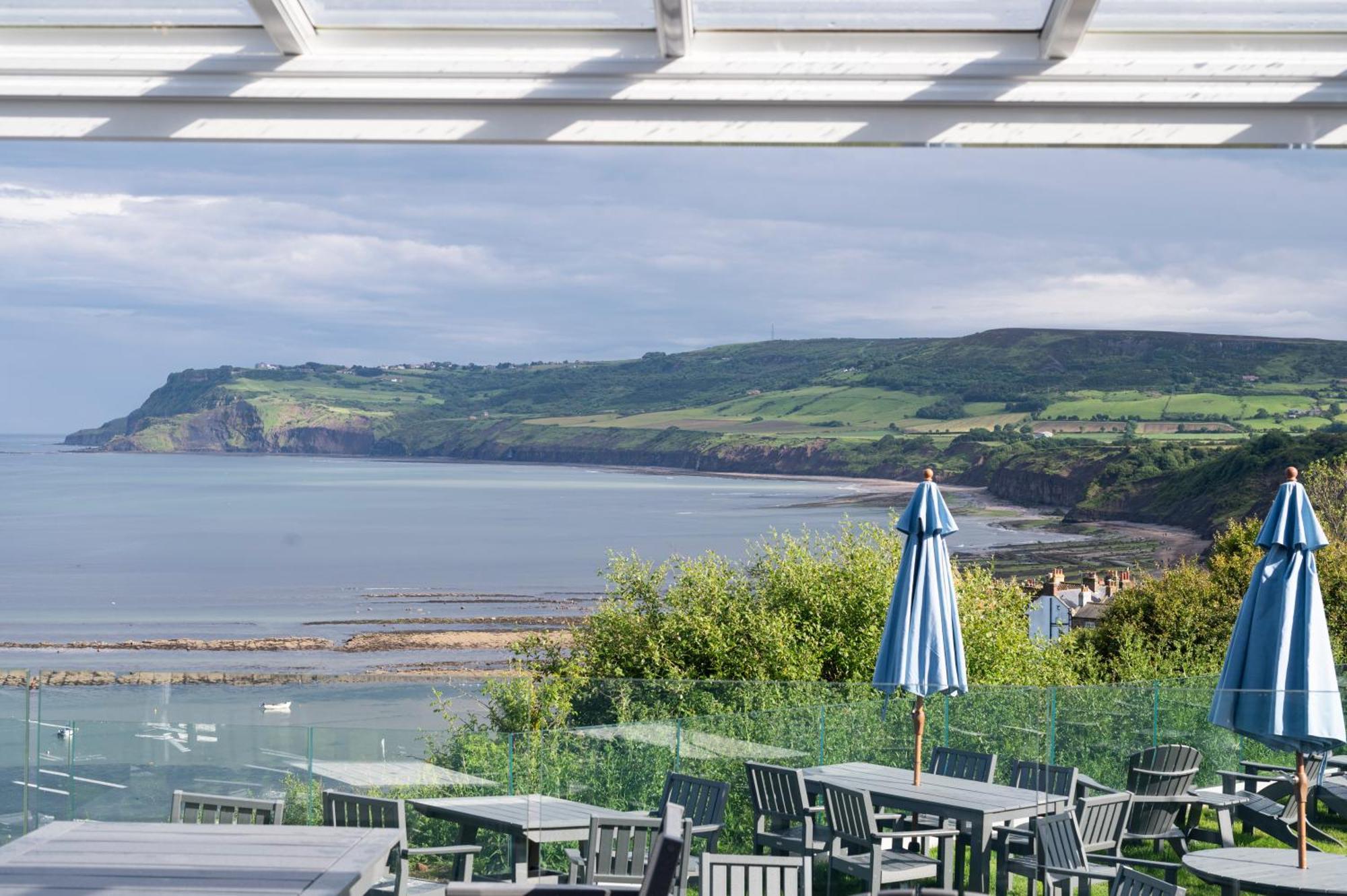 Hotel Victoria Robin Hood's Bay Exterior photo